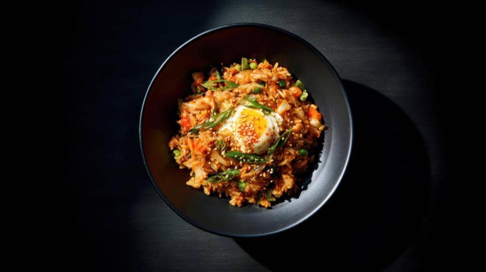 Resep Nasi Goreng Kimchi Bakso, Perpaduan Unik Pedas Asamnya Bikin Nagih