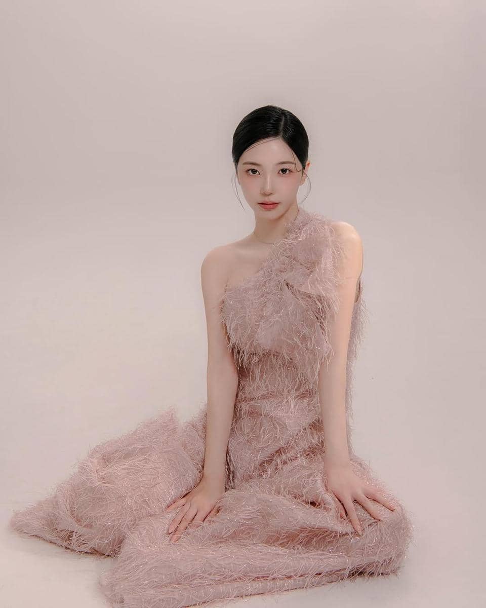 potret Yun Ha Jeong Single's Inferno 3