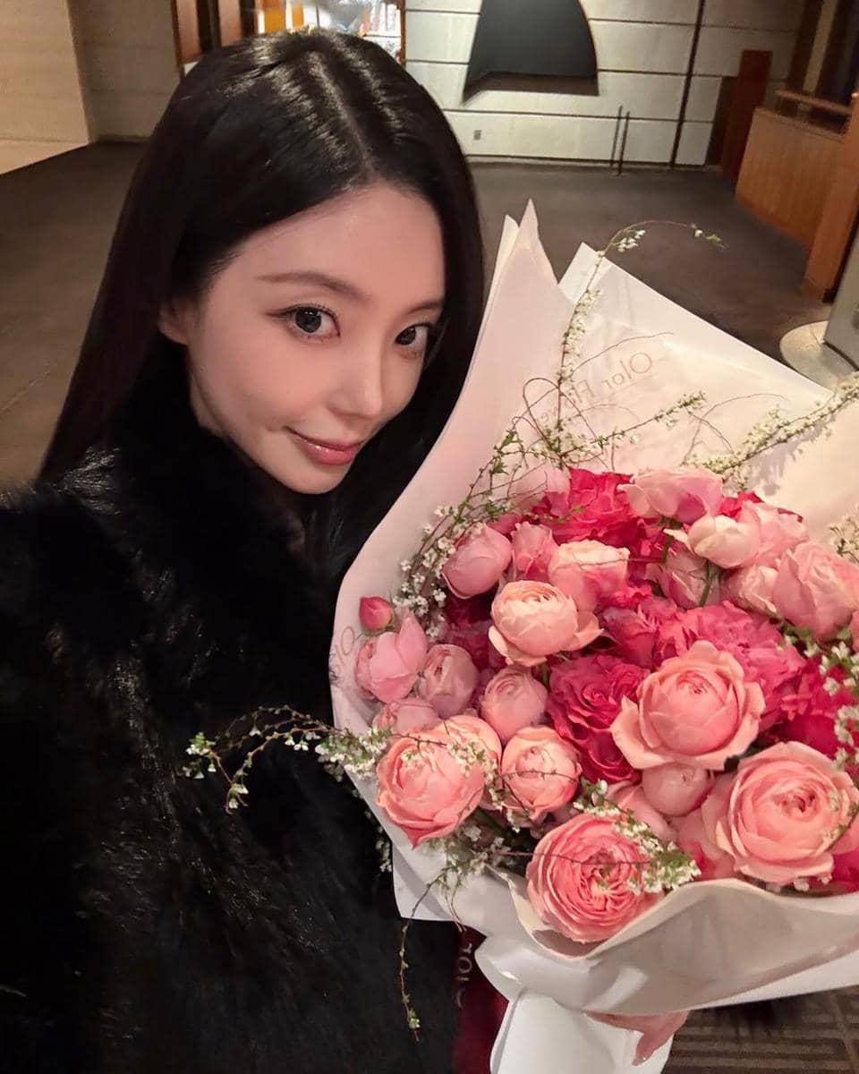 potret Yun Ha Jeong Single's Inferno 3