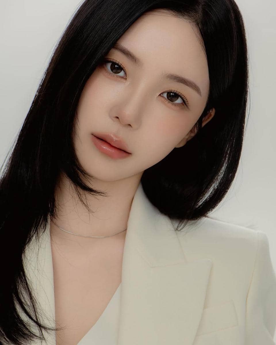 potret Yun Ha Jeong Single's Inferno 3