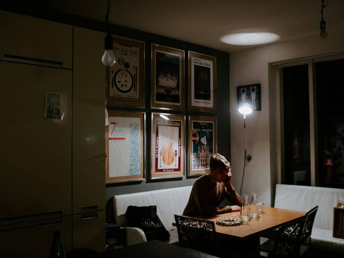 ilustrasi makan larut malam