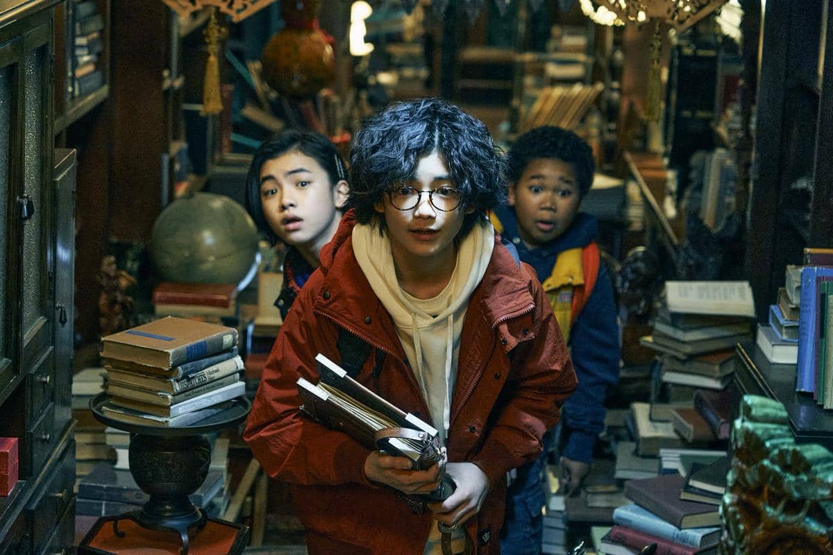 adegan dalam film Ghost Book: Obake Zukan