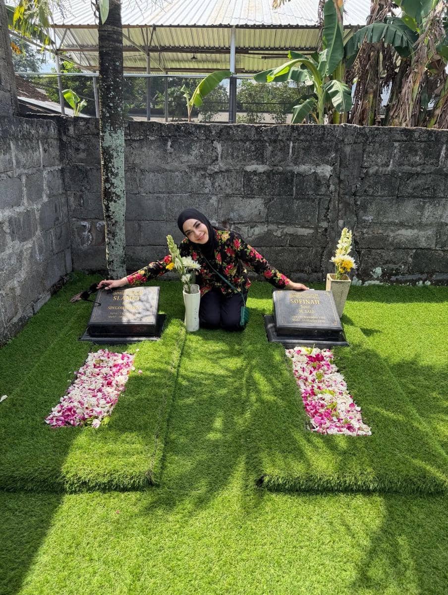 Rieta Amilia dan Geng Memperingati Hari Kartini (instagram.com/rieta_amilia)