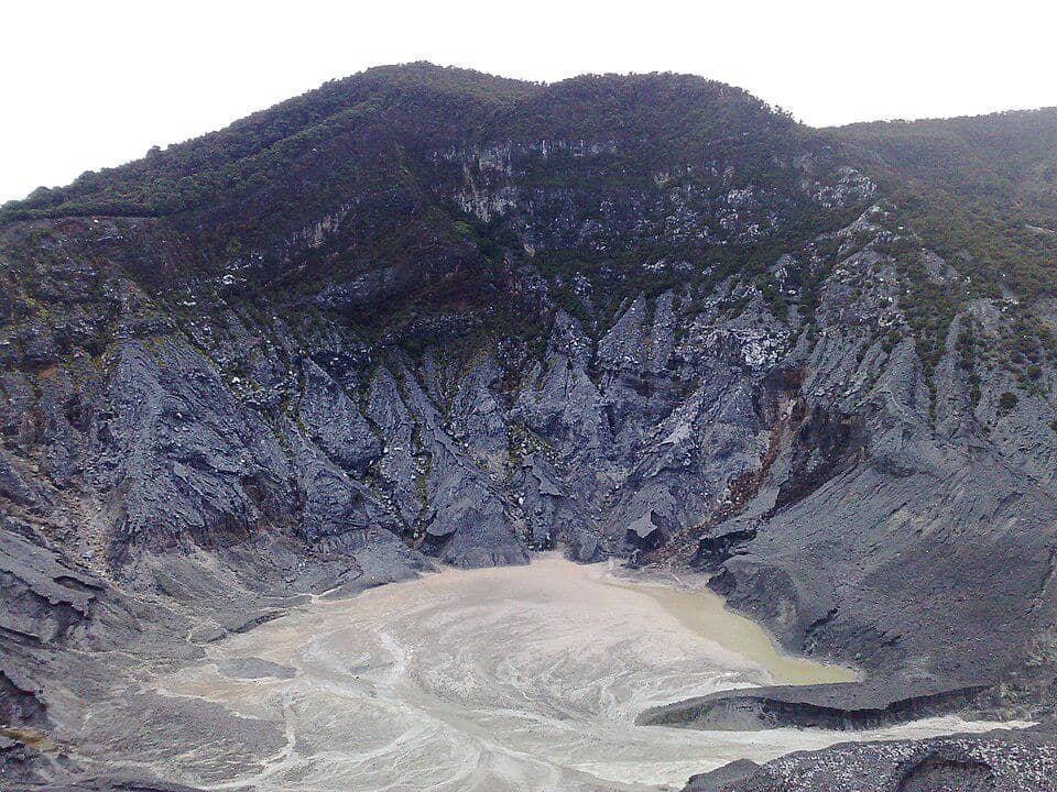 Gunung Tangkuban Perahu