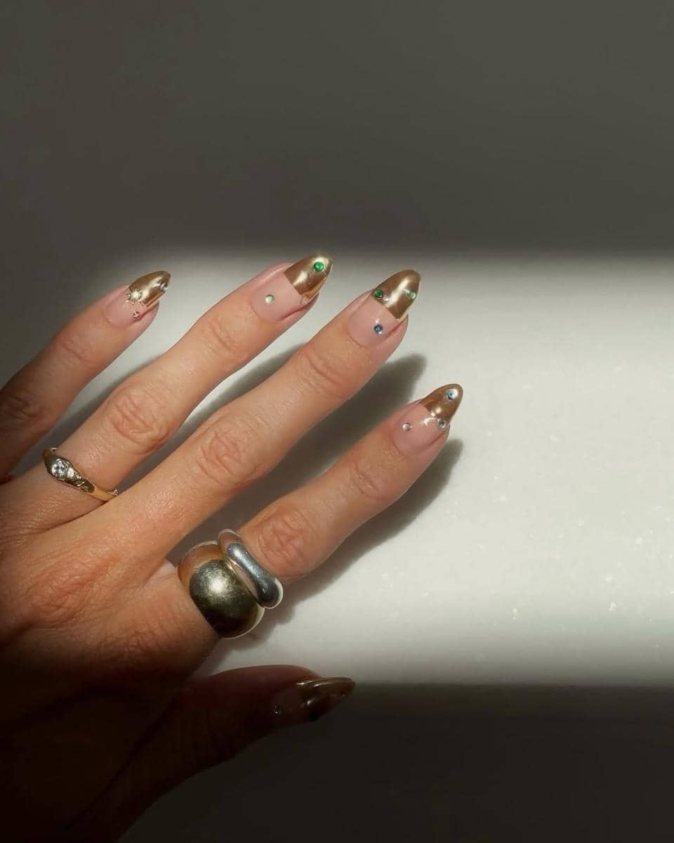 ilustrasi nail art half color