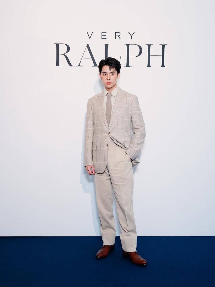 Gaya Formal ala Jimmy Potiwihok