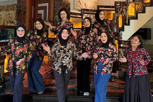 Potret Geng Rieta Amilia Memperingati Hari Kartini 2026, Kompak!