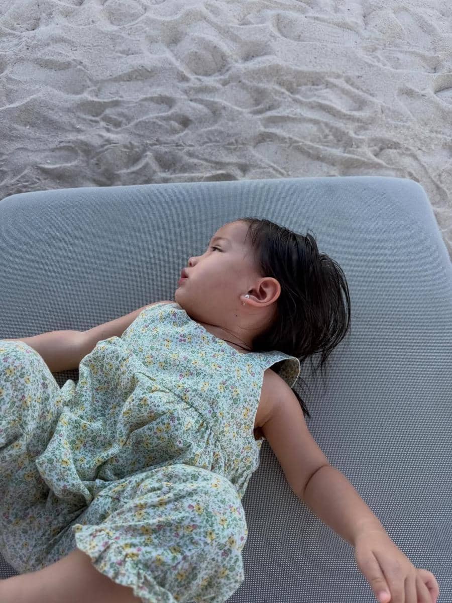 Jessica Mila dan keluarga liburan