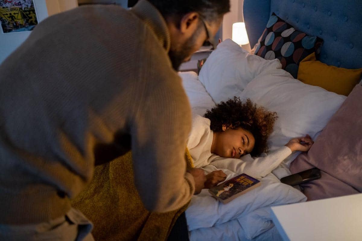 5 Cara Efektif Membiasakan Anak Tidur Tepat Waktu, Orangtua Wajib Tahu