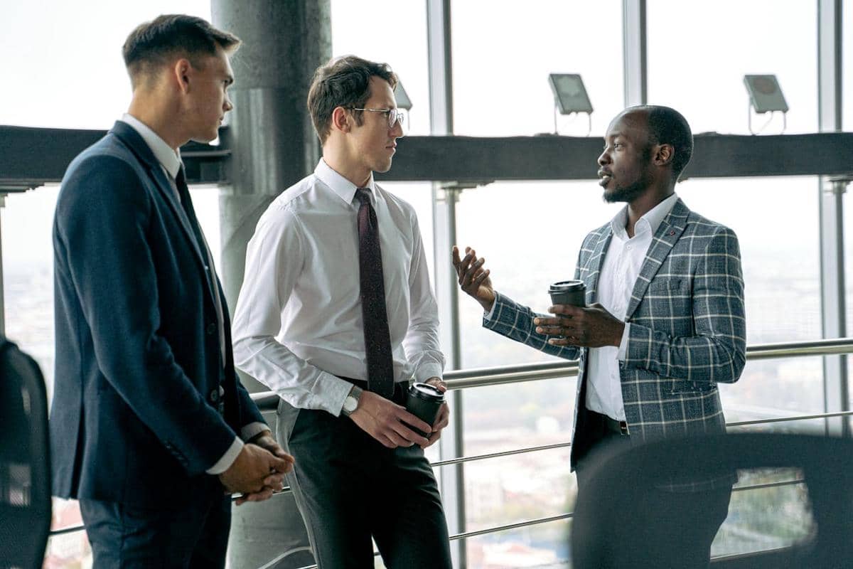 ilustrasi networking profesional 