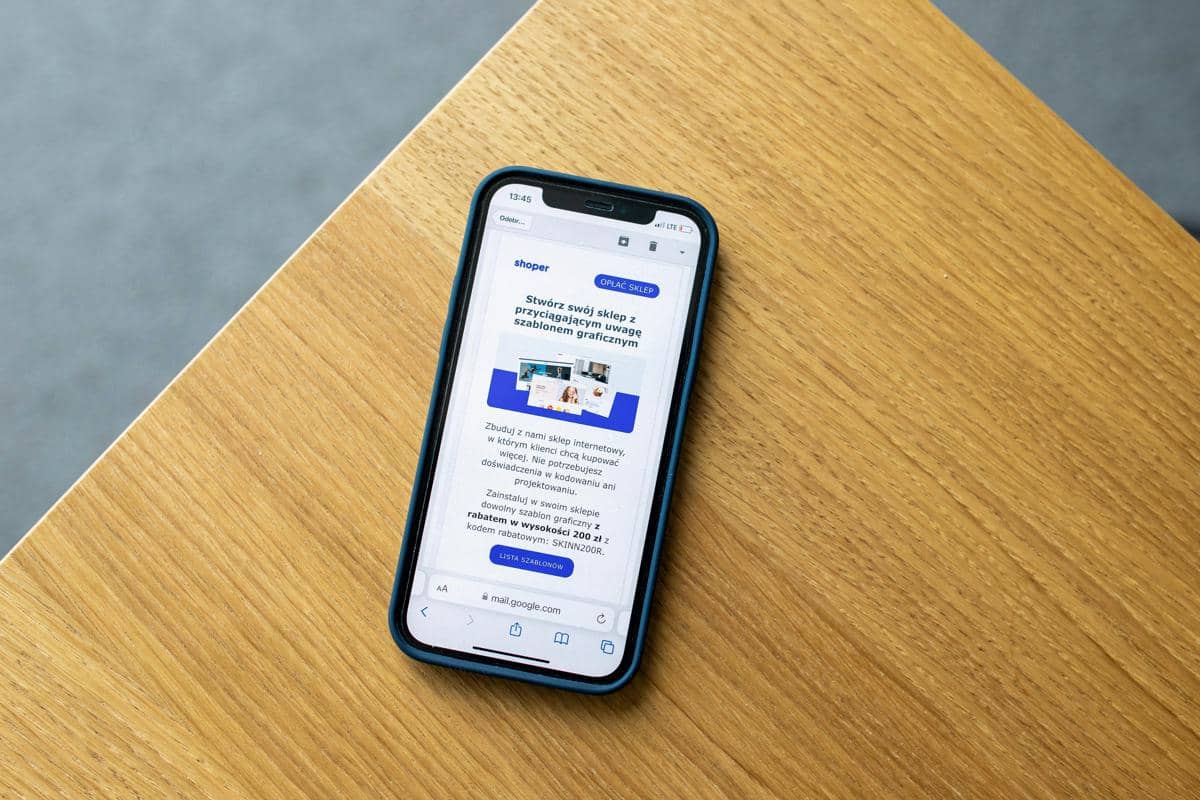 Ilustrasi aplikasi pajak kendaraan online SIGNAL dan e-Samsat.