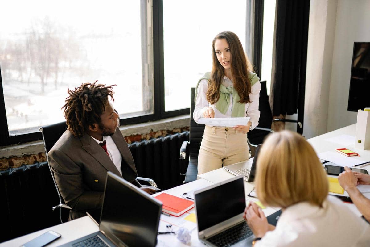 berani menyuarakan pendapat