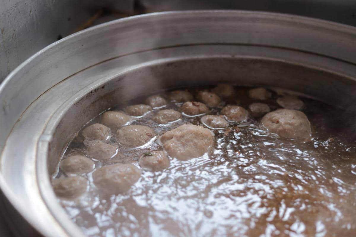 ilustrasi bakso 