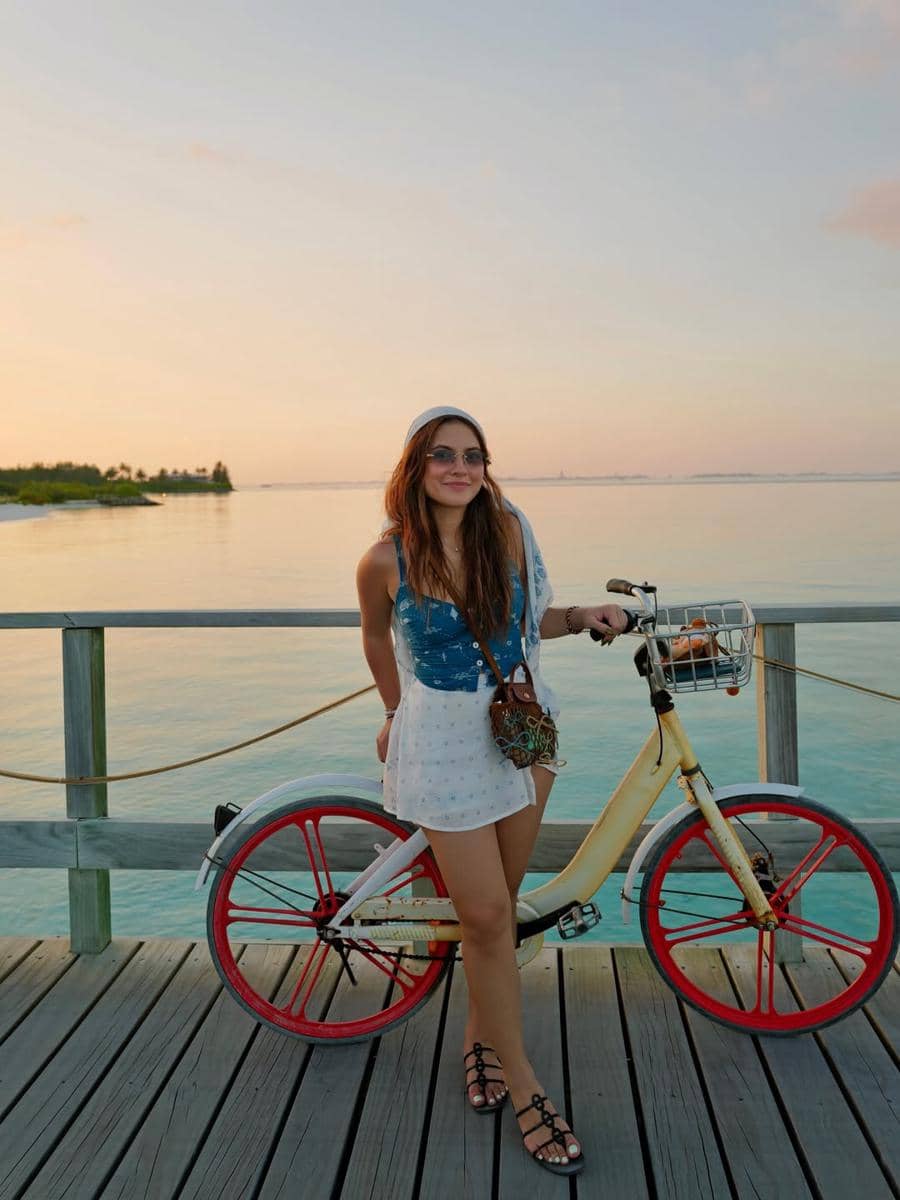 Marsha Aruan berlibur di Maldives