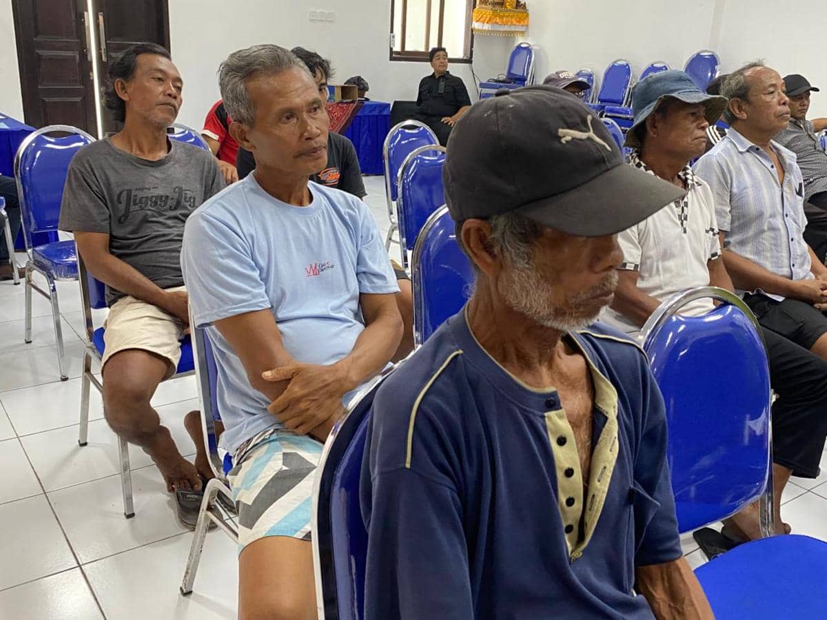 Warga Pantai Monggalan Klungkung Masih Menunggu Relokasi