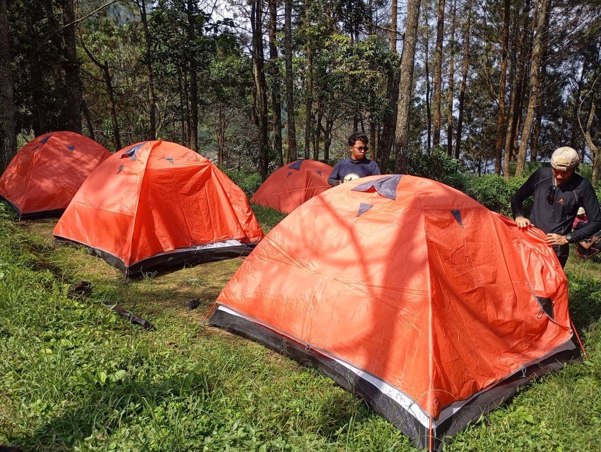 Jadi Pemandu Gunung Profesional, Peluang Cuan Dari Hobi Mendaki!