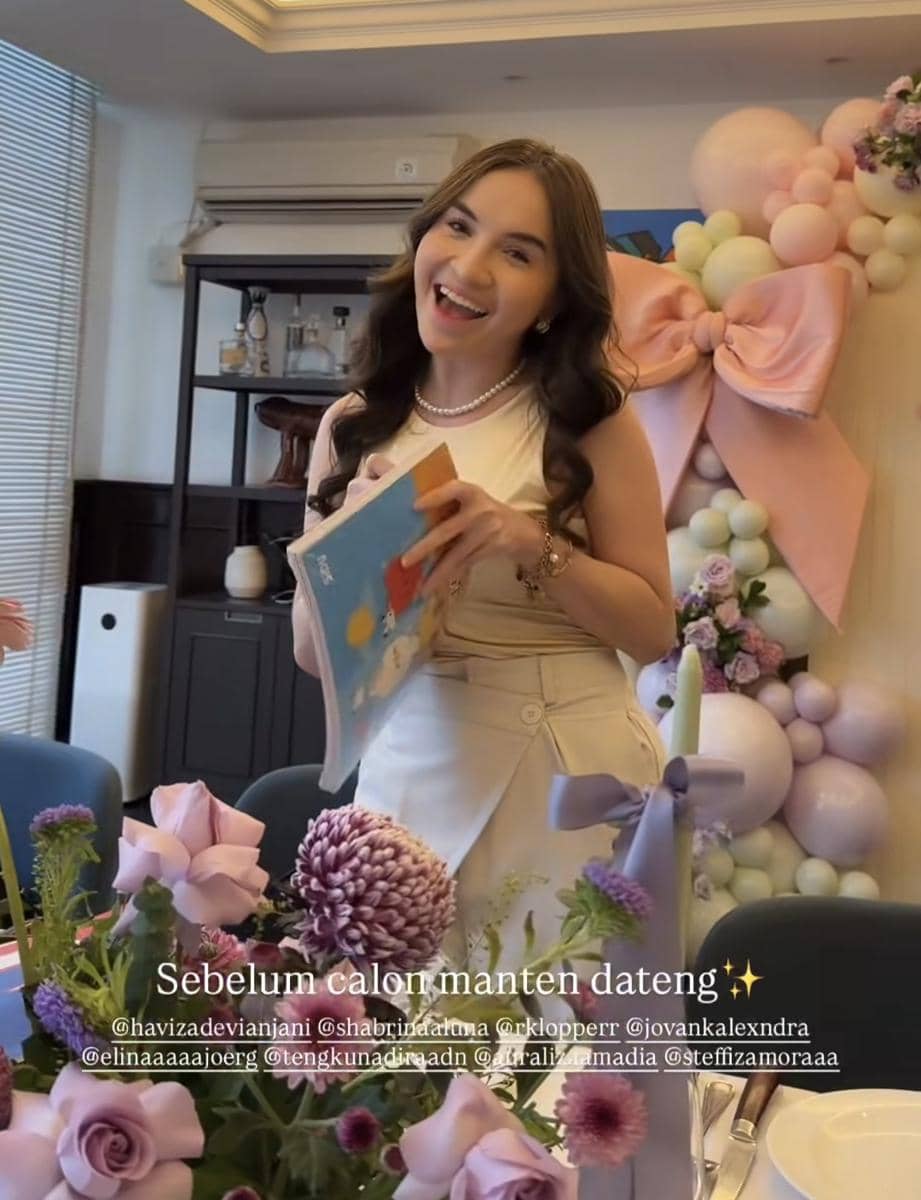 Bridal shower Syifa Hadju