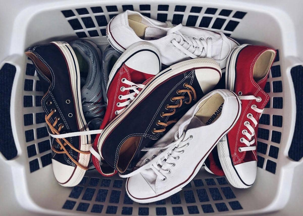 ilustrasi sepatu