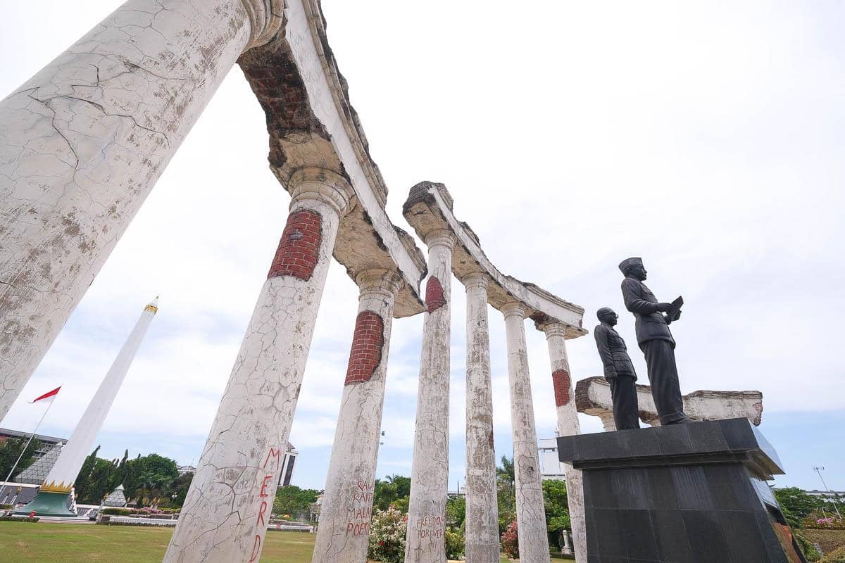 Monumen Tugu Pahlawan Surabaya