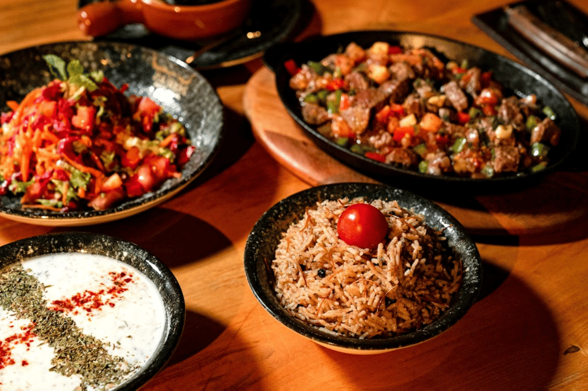 ilustrasi membuat beef burrito bowl