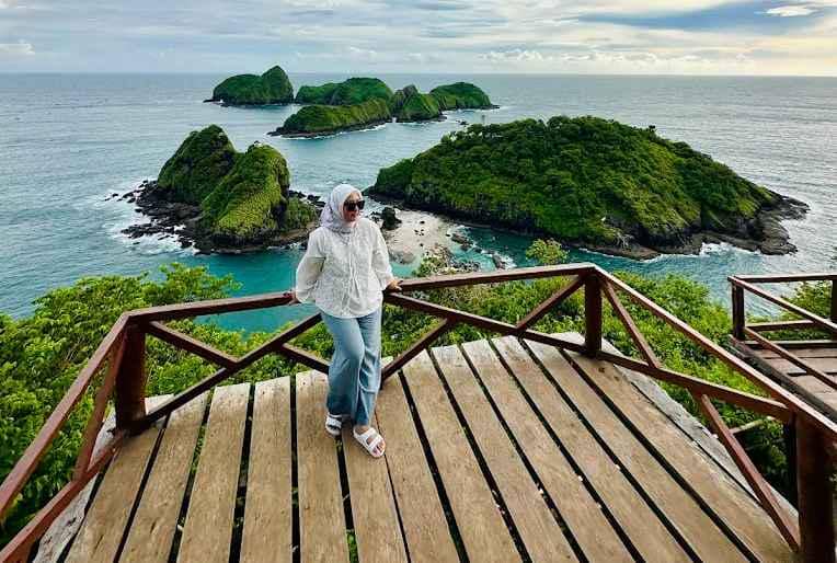 Green Island Banyuwangi: Cara Menuju dan Informasi Wisata