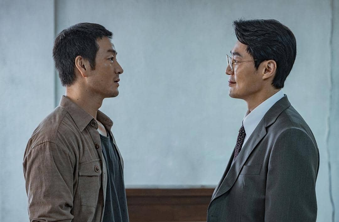 Park Hae Soo dan Lee Hee Joon di drama The Scarecrow