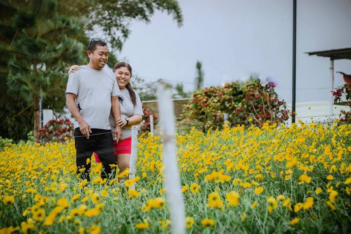 Ilustrasi destinasi wisata di bukit bunga