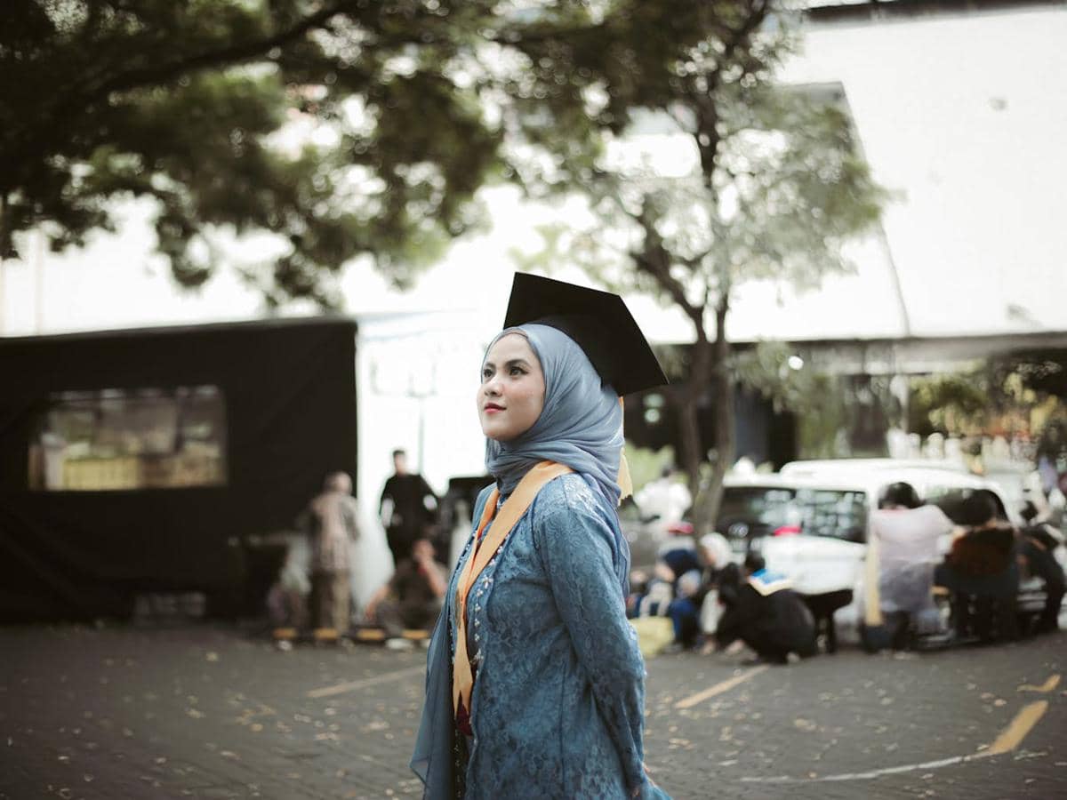 6 Spot Foto Wisuda Terbaik di Surabaya Selain di Kampus