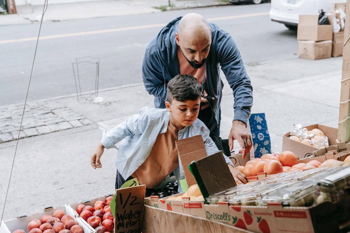 5 Tips Ajarkan Anak Mengucap Terima Kasih dan Maaf Sehari-hari