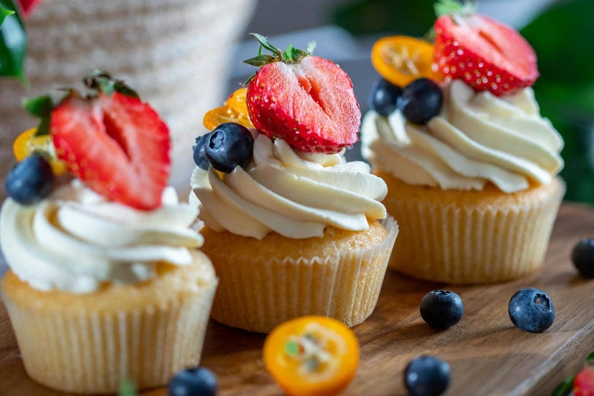 Resep Vanilla Cupcake yang Lembut untuk Tea Time di Rumah