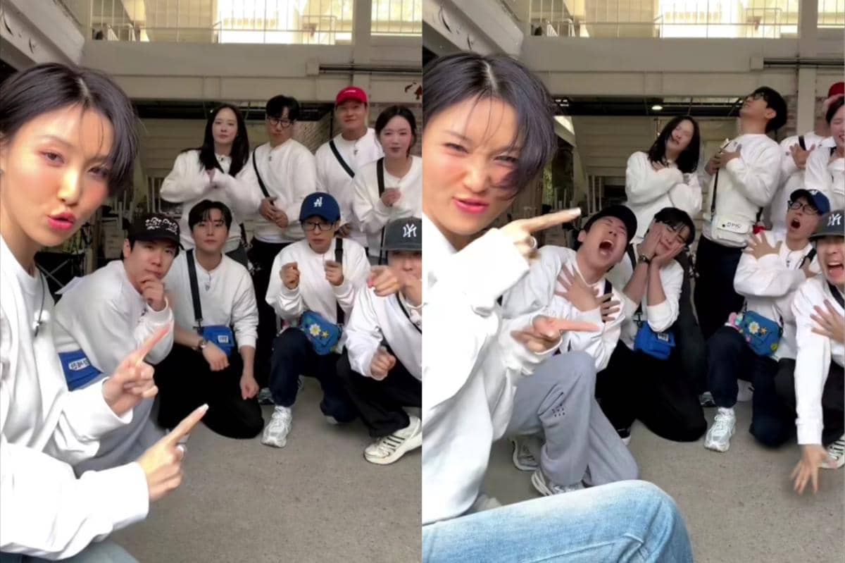 Hwasa berpose bersama Young K dan para anggota Running Man mengenakan pakaian kasual putih saat mengikuti Cute Challenge.