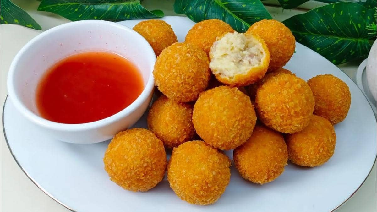 Resep Bitterballen Ayam yang Cocok buat Teman Ngopi Sore