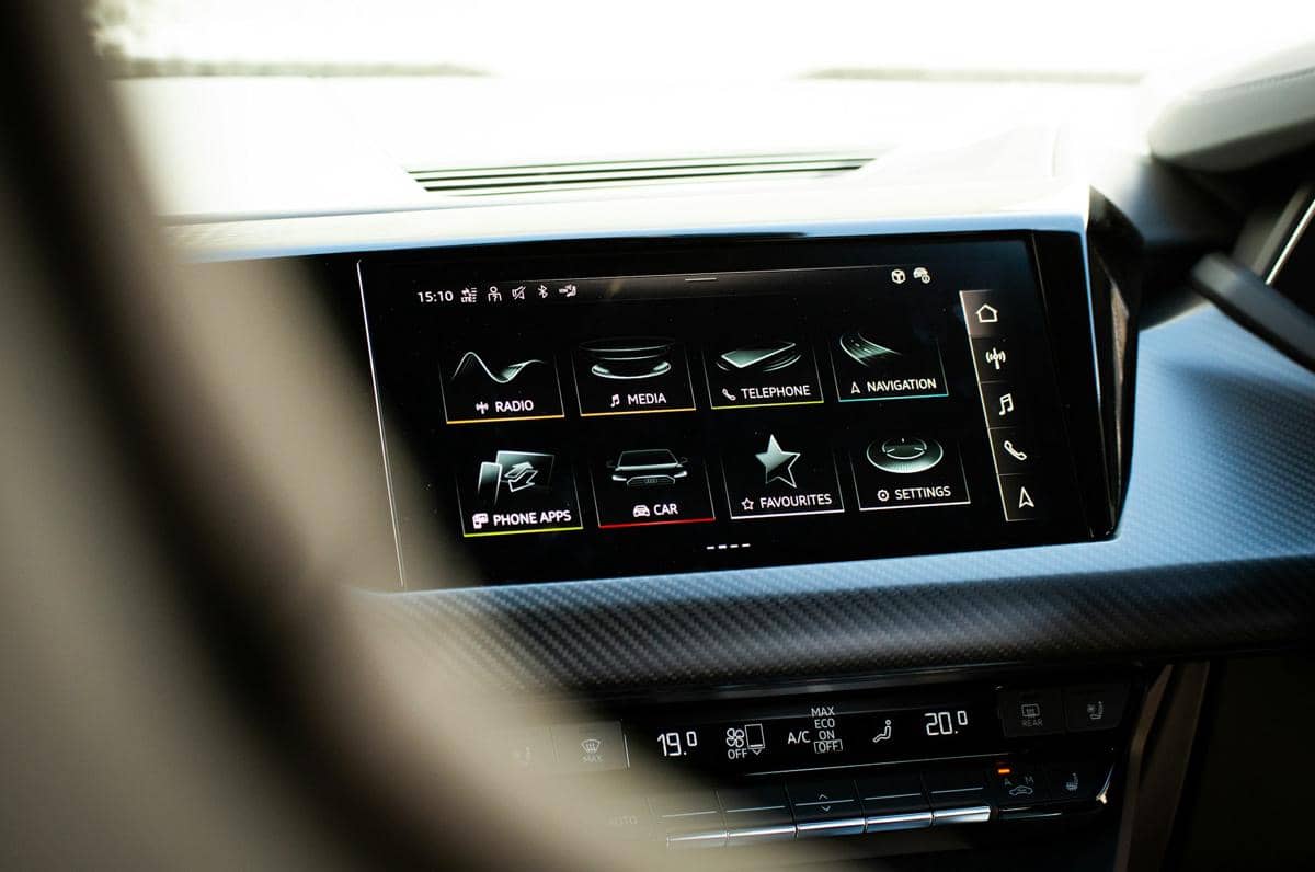 5 Keunggulan Head Unit Android, Hiburan dan Navigasi di Mobil Jadi Satu