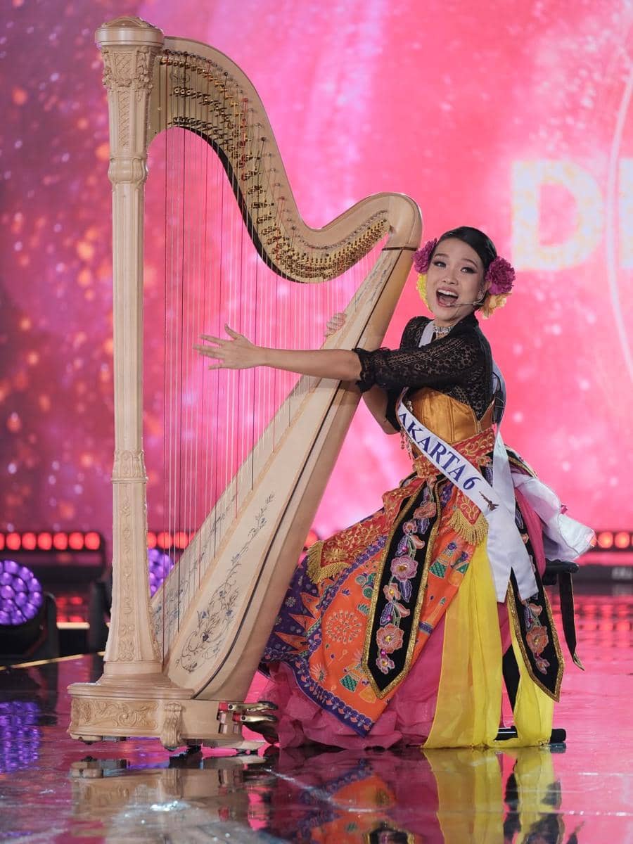 penampilan bakat finalis Puteri Indonesia 2026 pada sesi preliminary