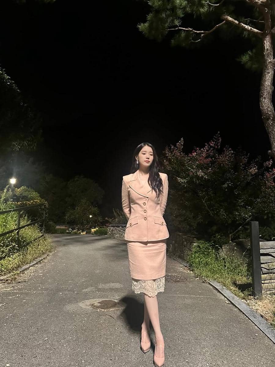 IU 