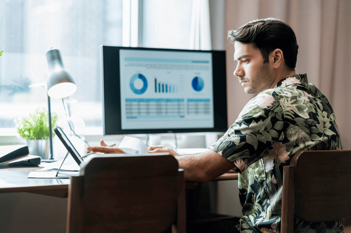 5 MBTI Ekstrovert yang Cocok Berkarier sebagai Data Analyst, Teliti!