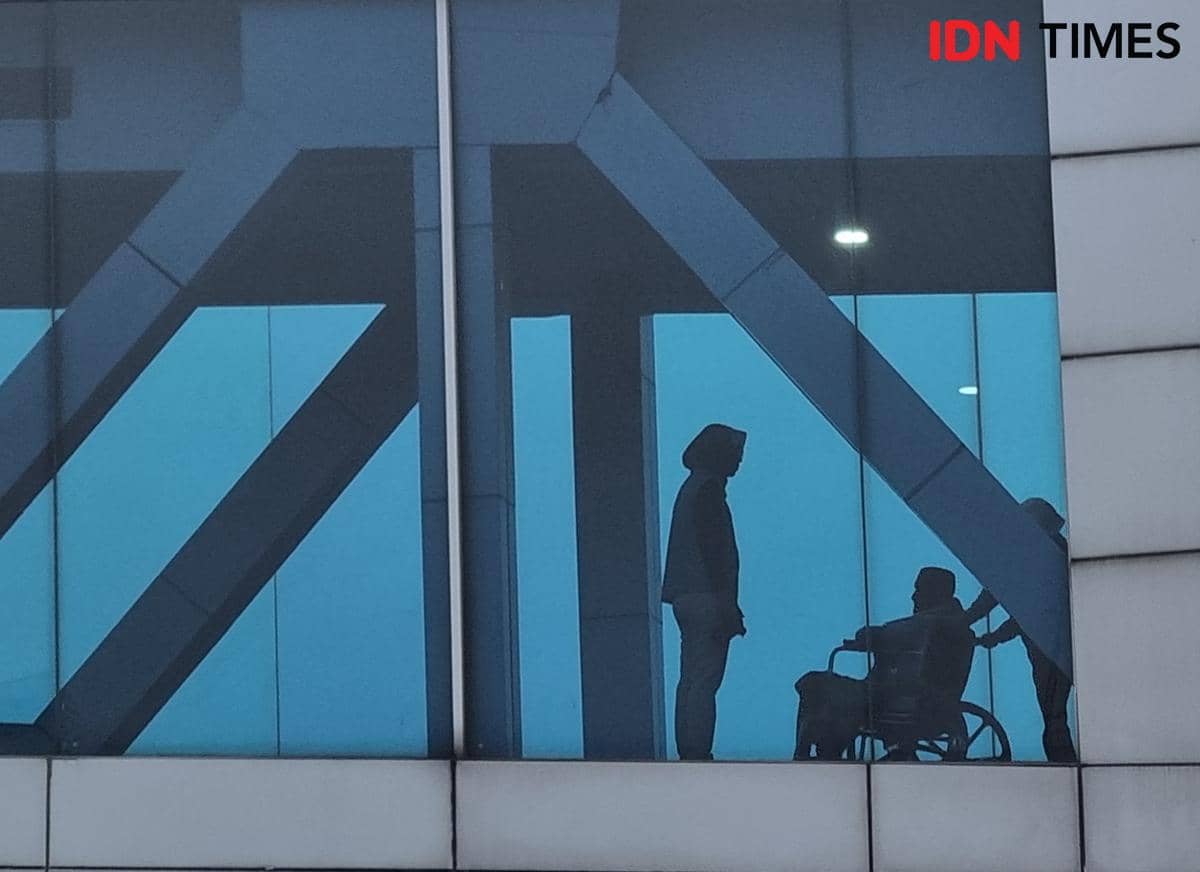 Kabut dan Katering Bikin Jemaah Haji Kloter 1 Palembang Tertahan