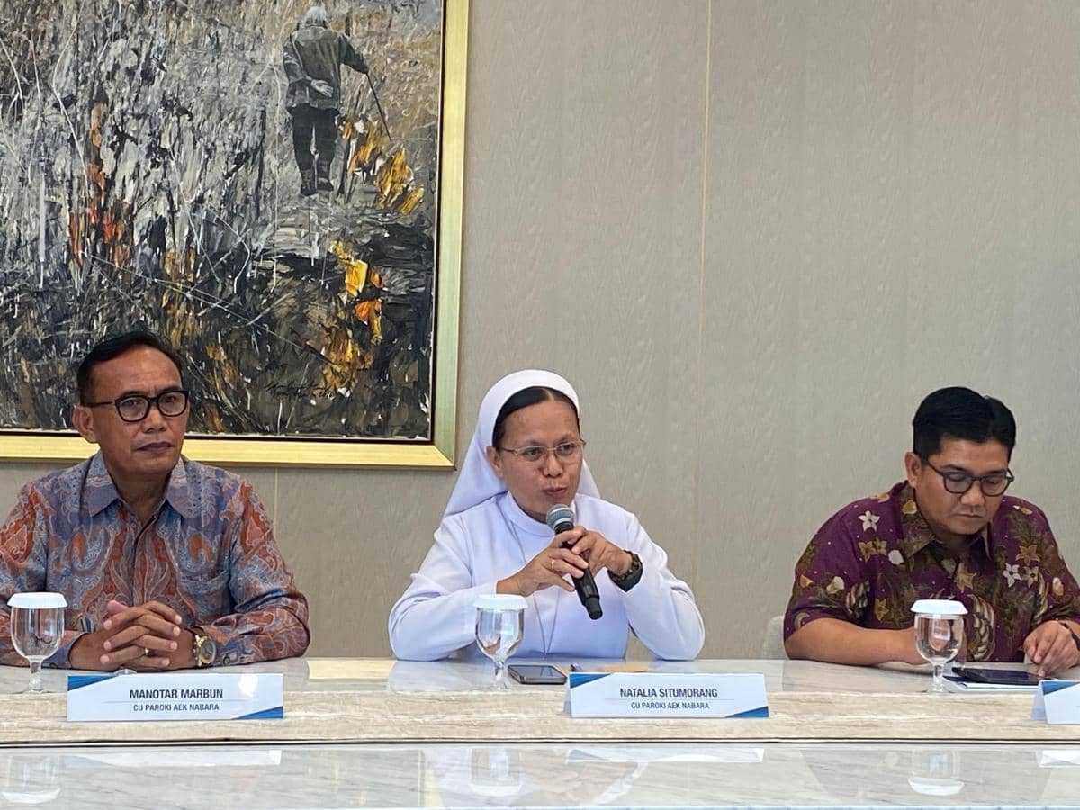 Konferensi pers pengembalian dana Gereja Paroki Aek Nabara oleh BNI, di Graha BNI, Jakarta Selatan, Rabu (22/4/2026). 