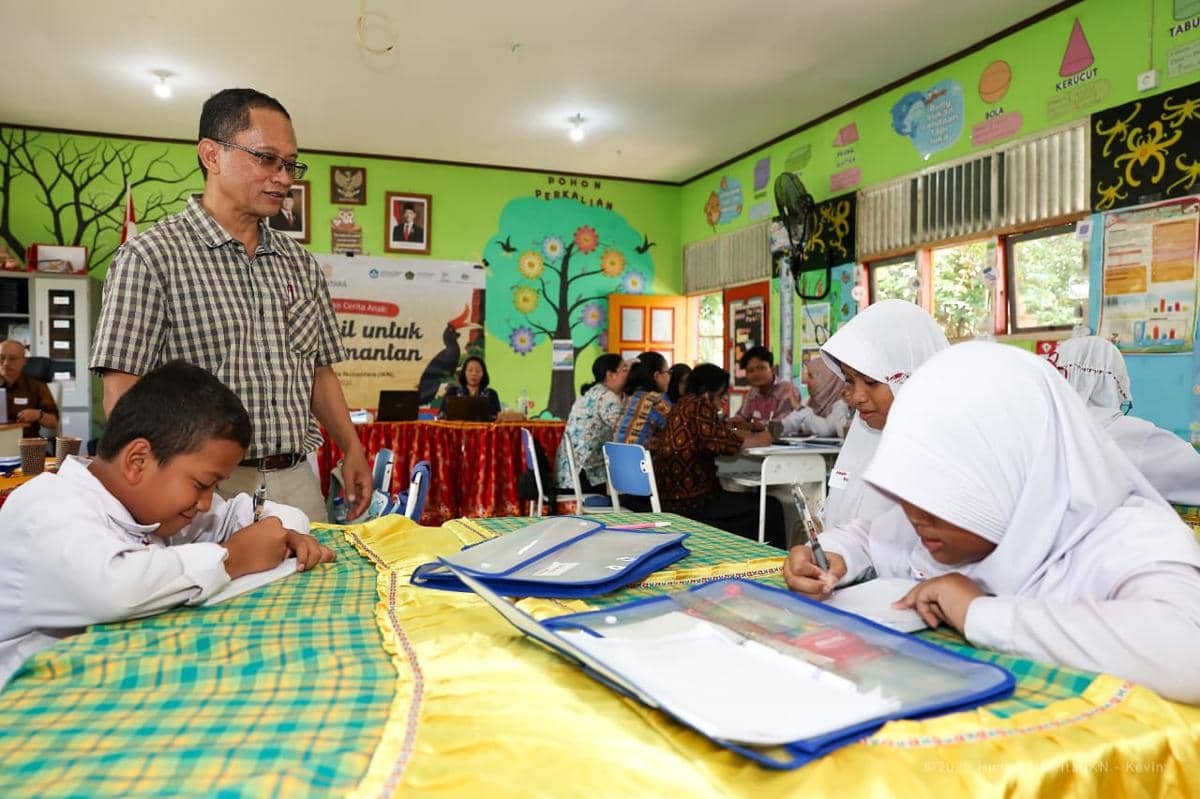 Mentoring penulisan dari pakar hingga mantan jurnalis senior di Indonesia.