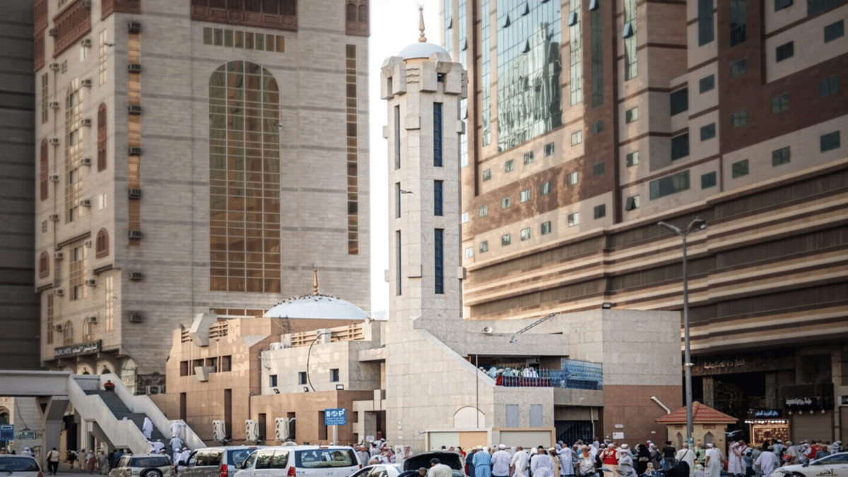 Potret Masjid Al Jinn di Makkah