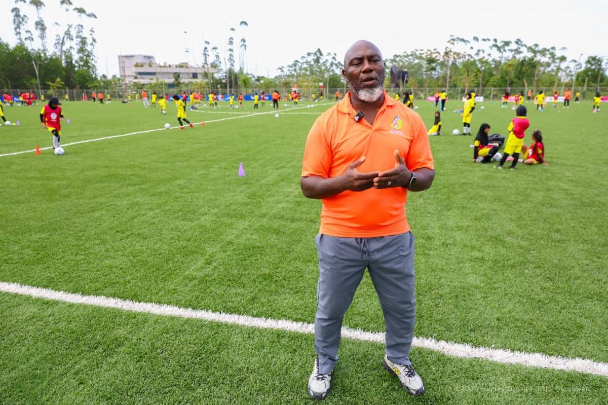 Direktur Teknik PSSI Kalimantan Timur, Jacksen F. Thiago