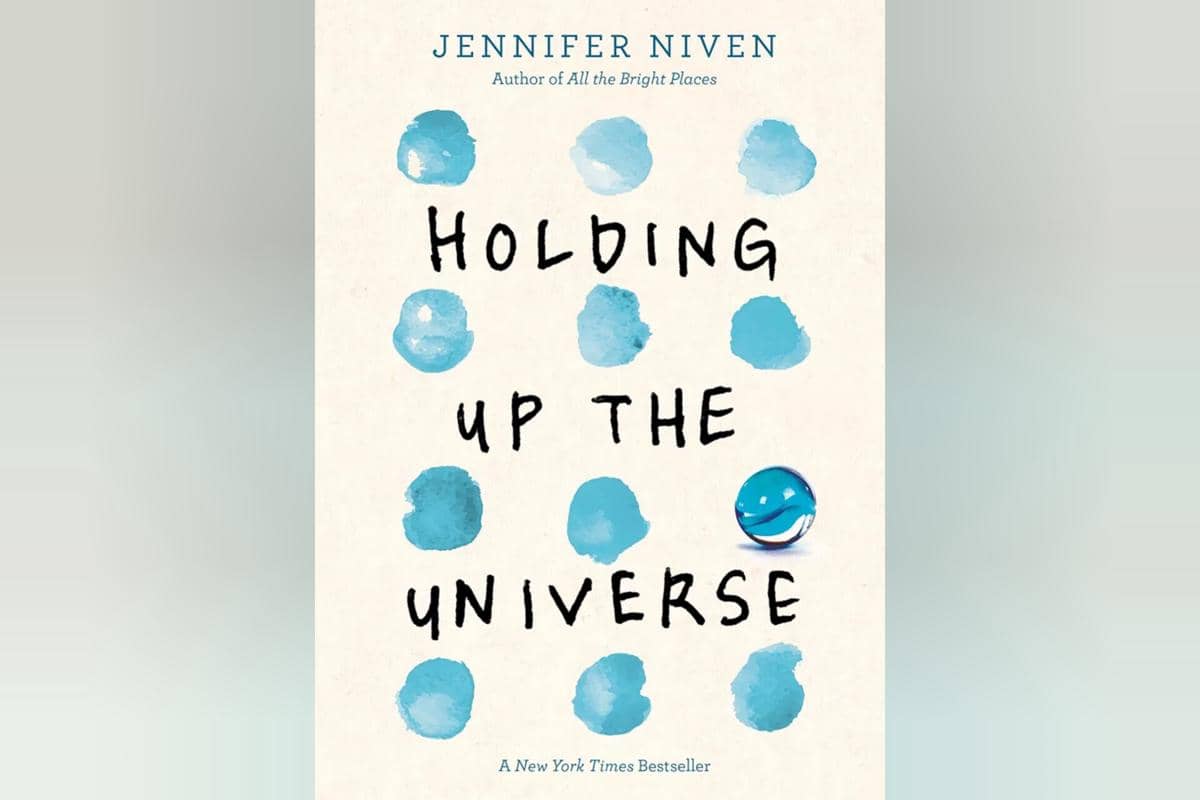 cover buku Holding Up the Universe
