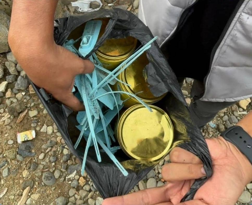 Polisi menggerebek tempat penampungan BBM ilegal di Muratara. (Dok. Polda Sumsel)