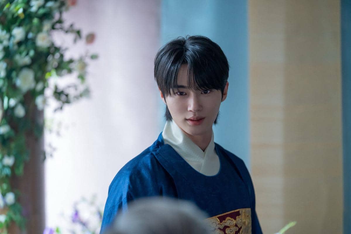 Byeon Woo Seok di Perfect Crown