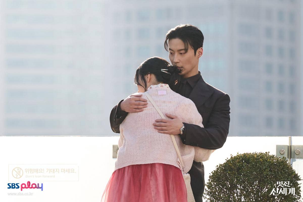 9 Kesamaan Era Joseon dan Modern di Drama My Royal Nemesis