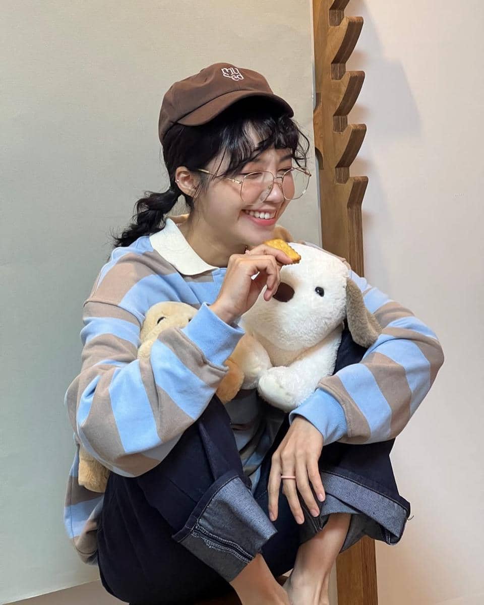 OOTD lazy outfit ala Eunji Apink