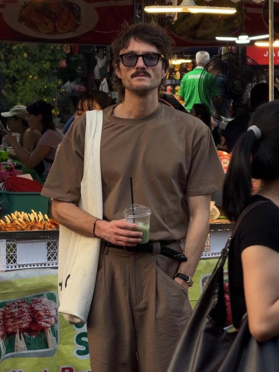 ilustrasi styling tote bag