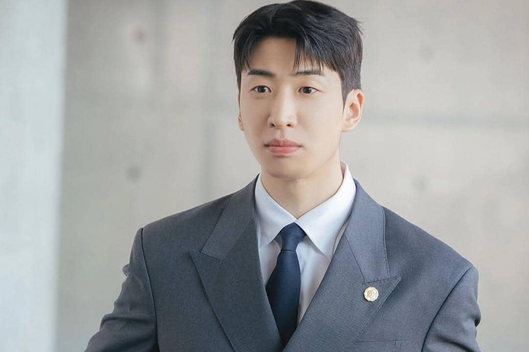 still cut drama Perfect Crown 