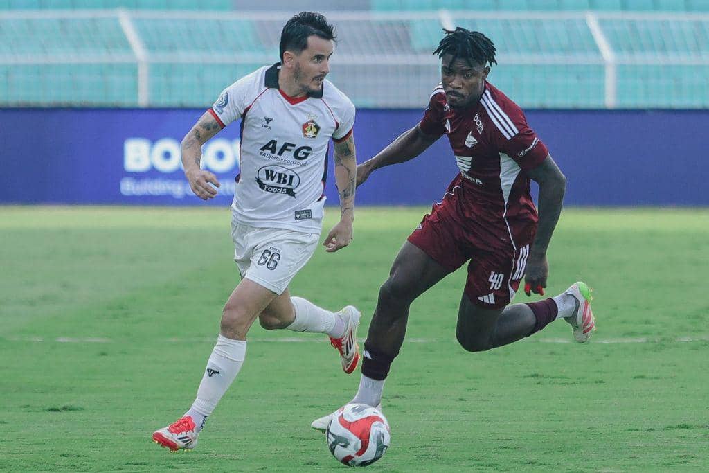 PSM Makassar versus Persik Kediri di musim 2025/2026.