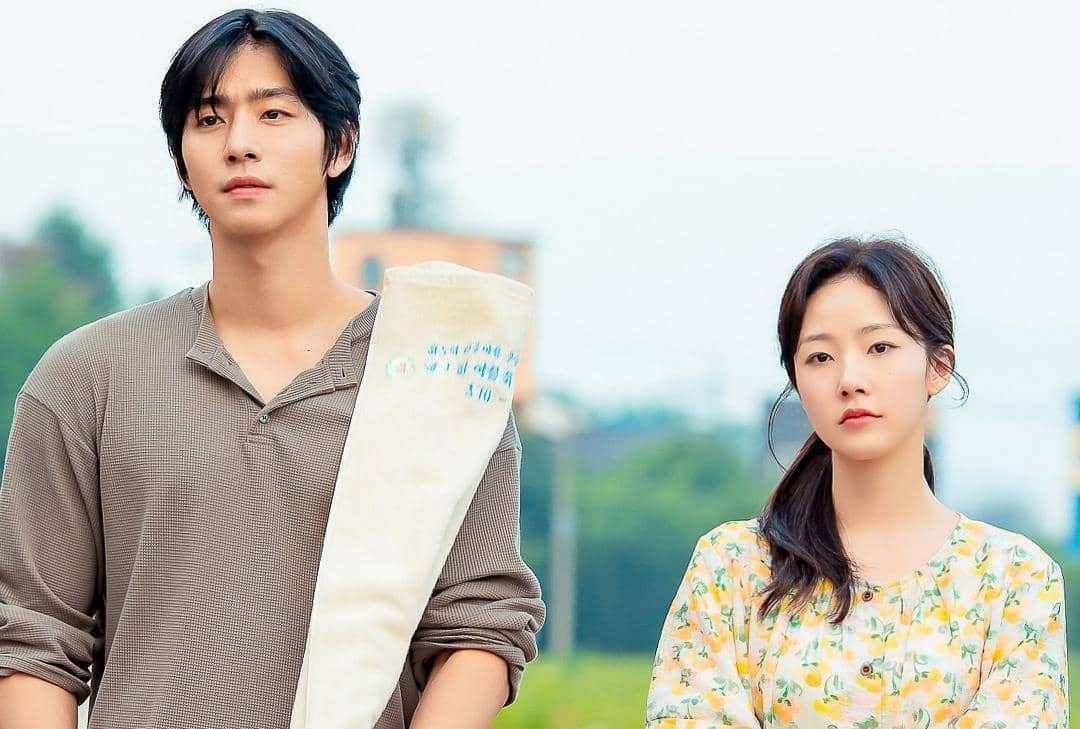 Ahn Hyo Seop dan Chae Won Bin di drama Sold Out on You